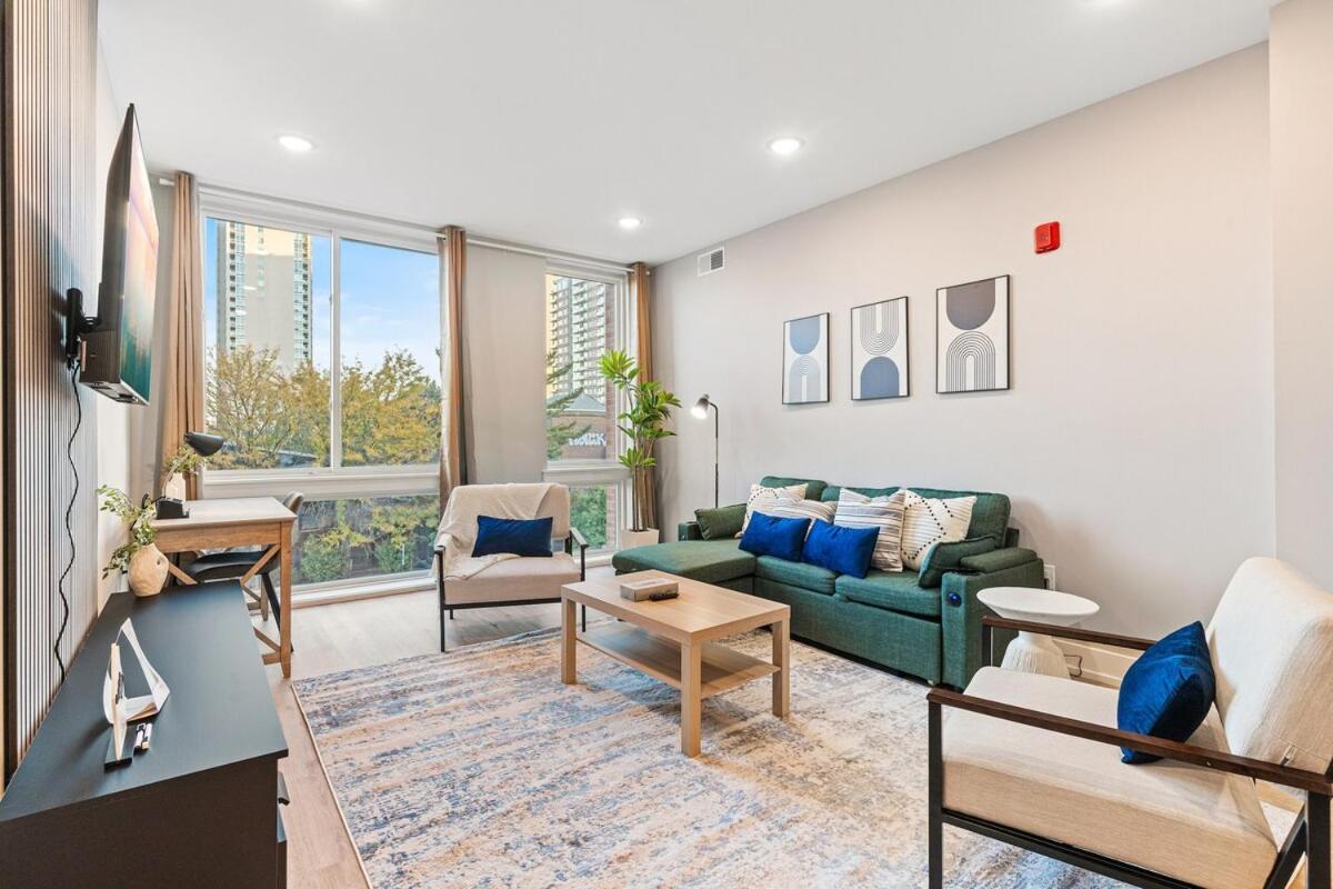 5 Mins To Convention Center! Sleeps 4! With Rooftop! Apartment Philadelphia